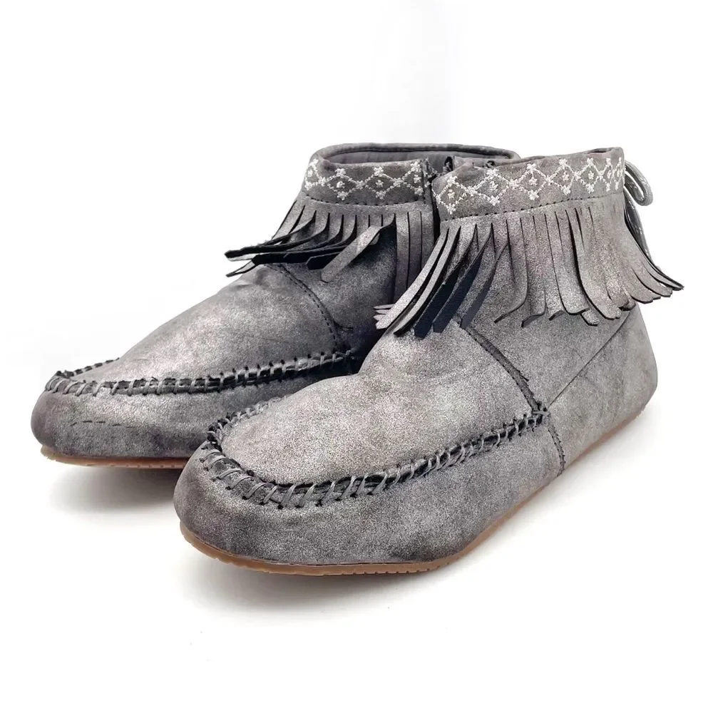 Hanna Andersson Erika Moccasin Fringed Zip Bootie Silver Metallic Girls Size 4